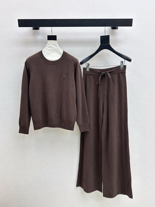 Max 25fw wool sweater pants set