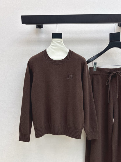 Max 25fw wool sweater pants set