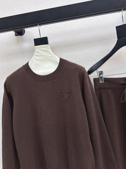 Max 25fw wool sweater pants set