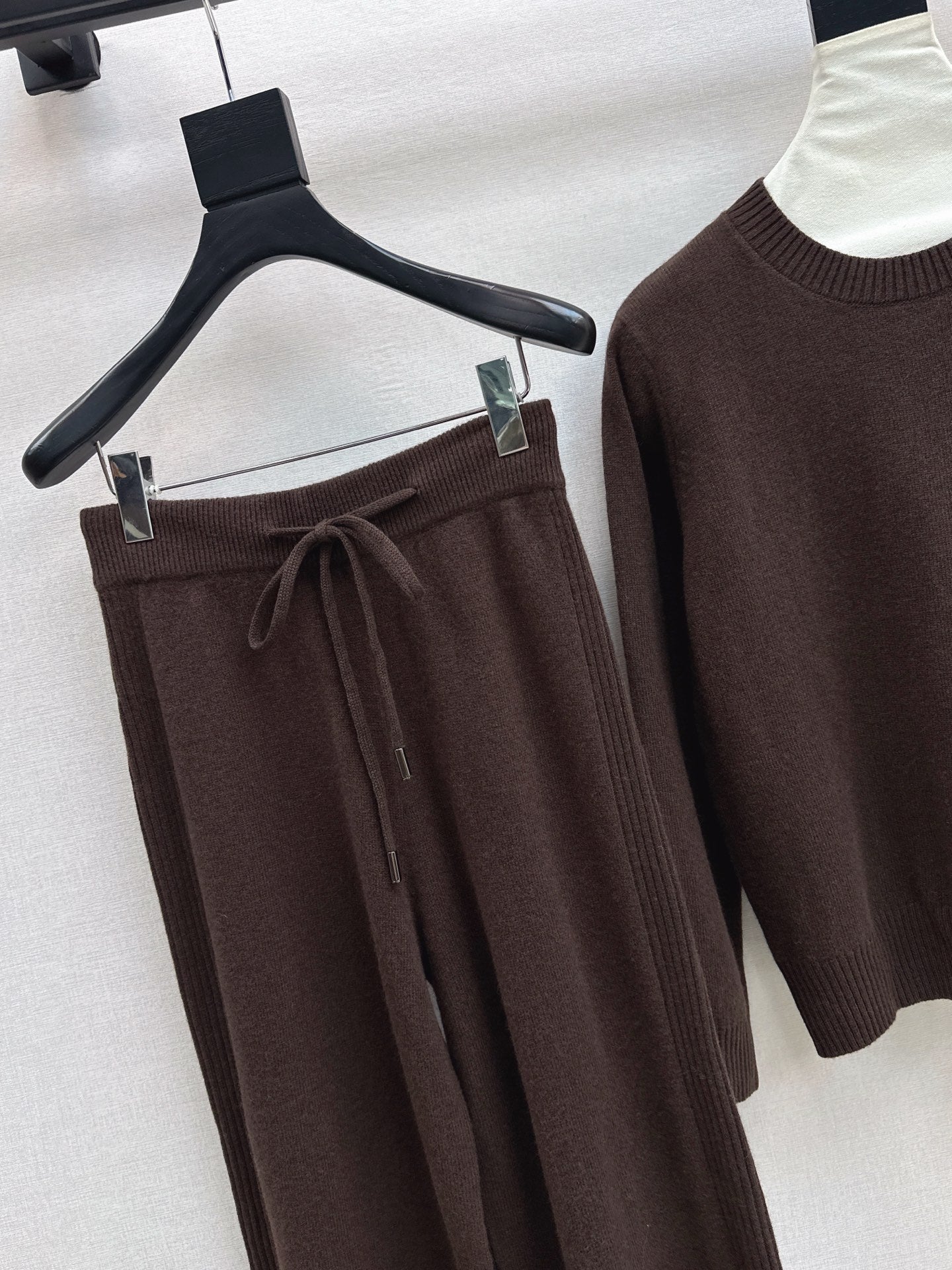 Max 25fw wool sweater pants set