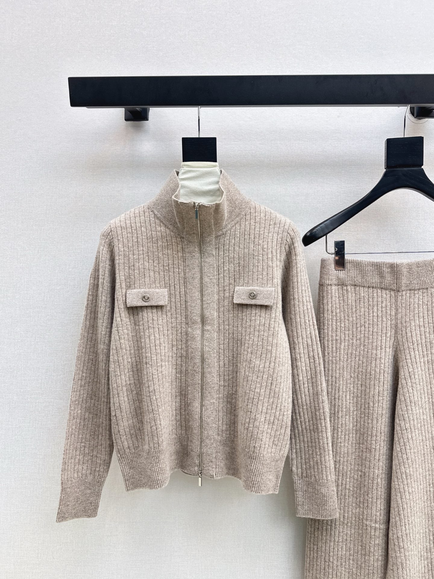 Loro 25fw knitted jacket pants set