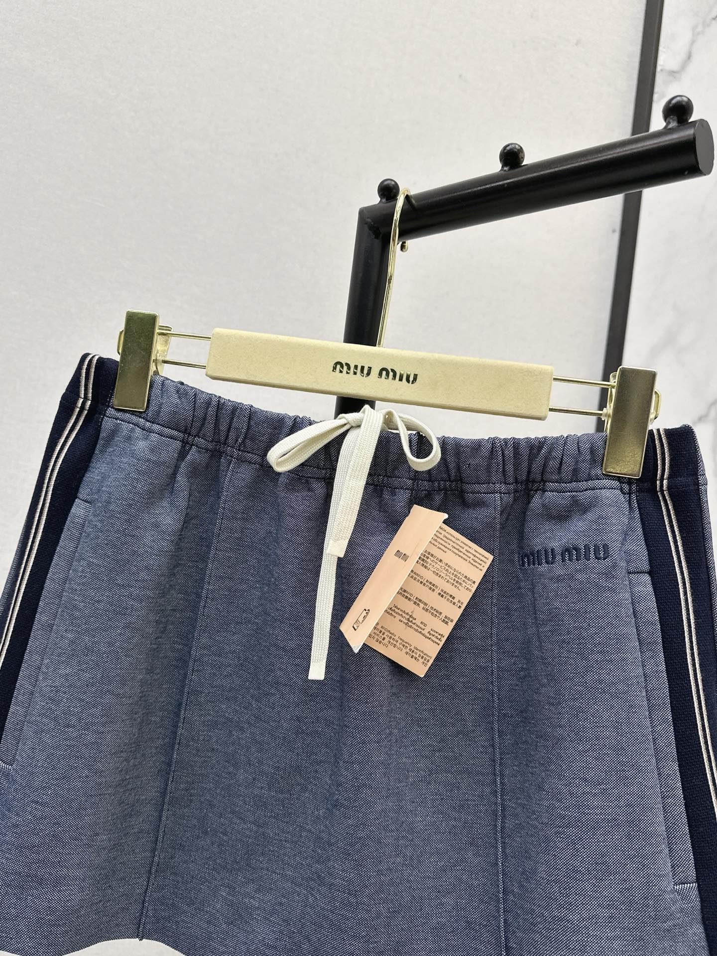 Miu 25fw skirt
