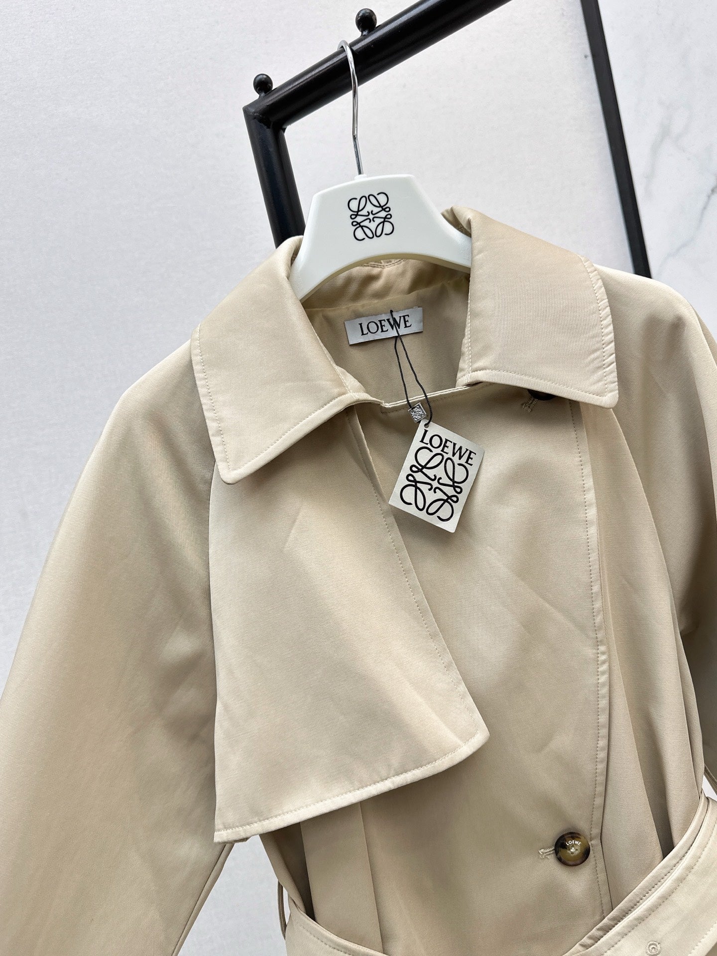Loe 25fw trench coats