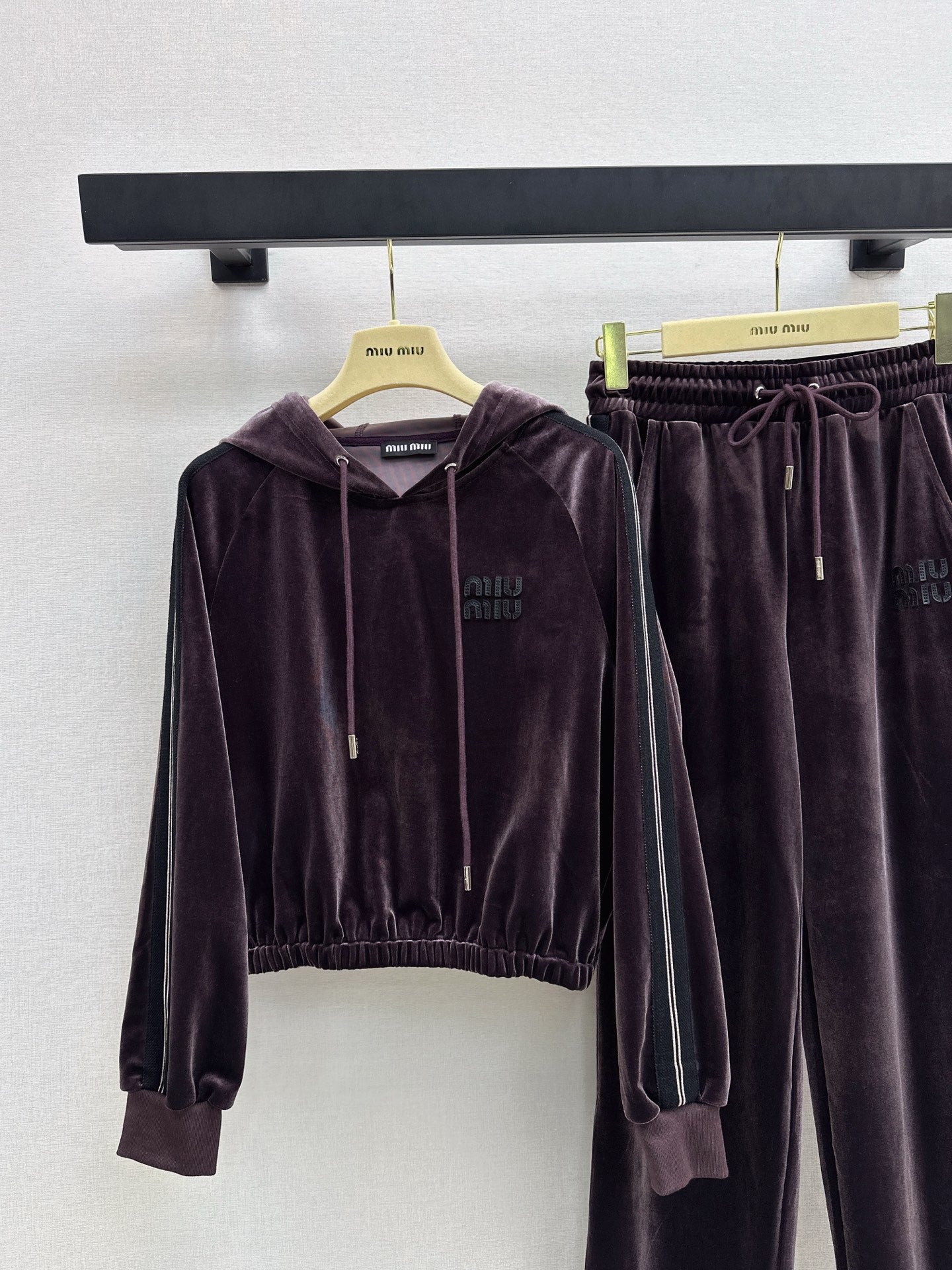 Miu 25 velvet suit