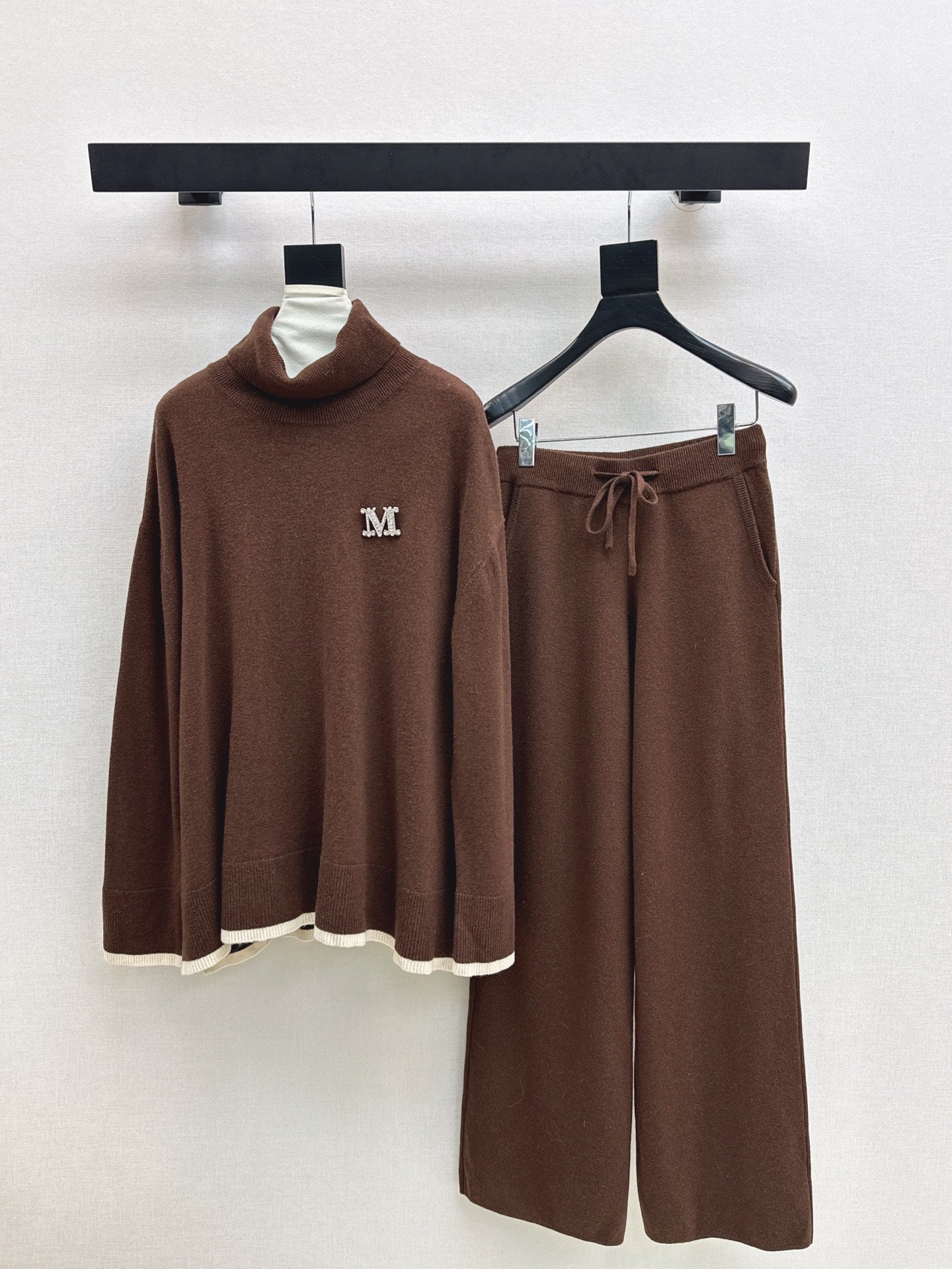 Max 25fw sweater pants set