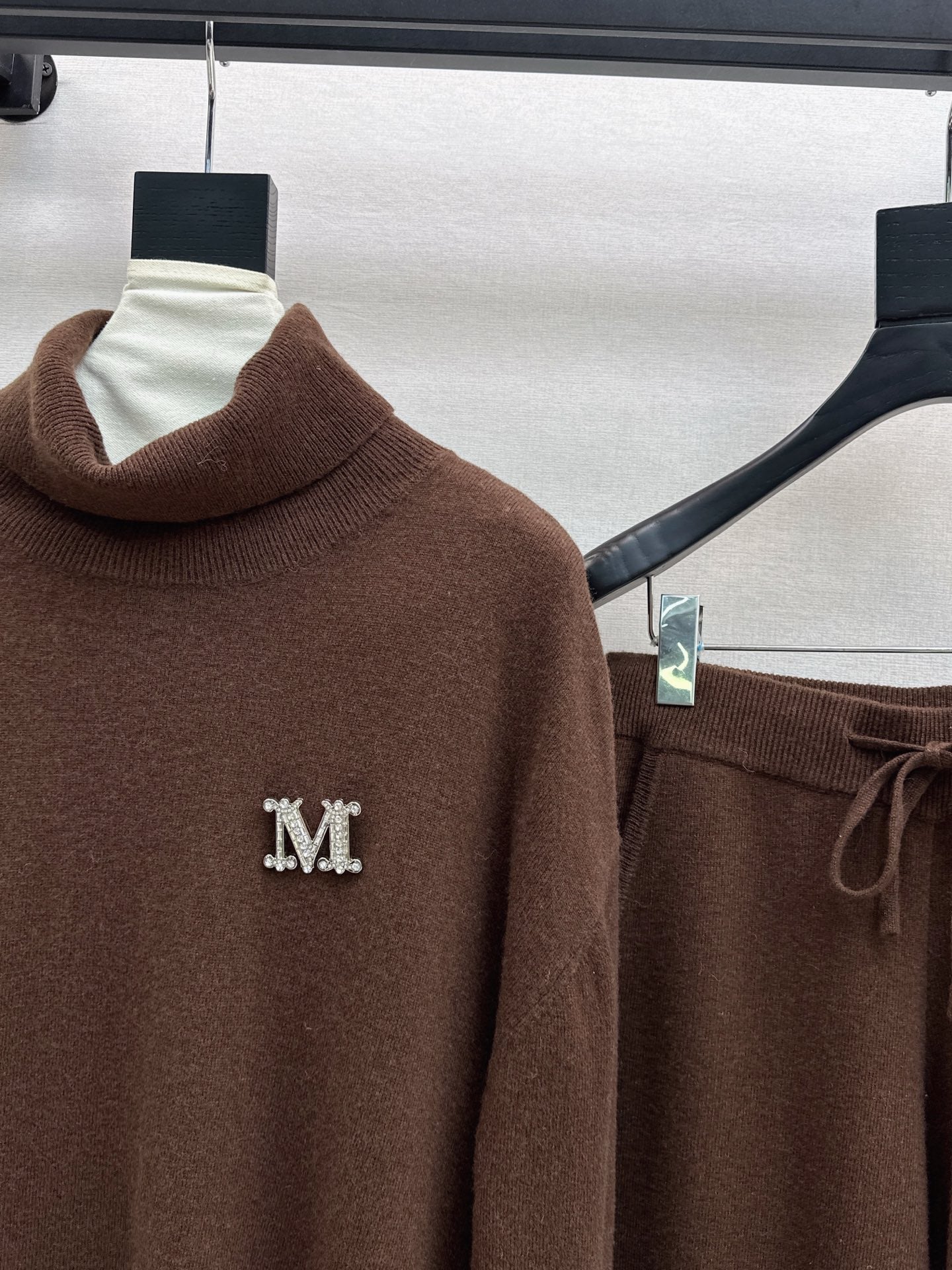 Max 25fw sweater pants set