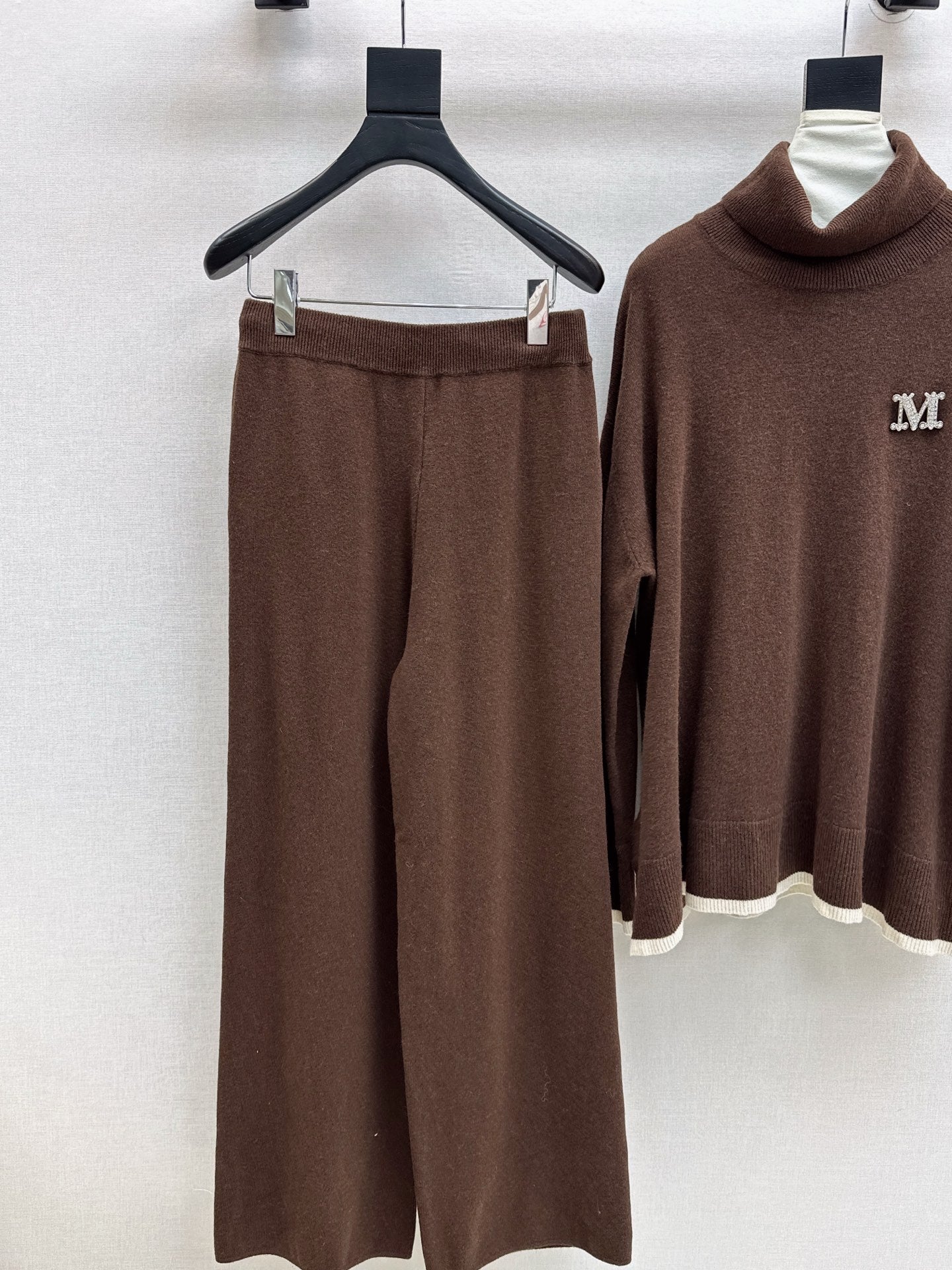 Max 25fw sweater pants set