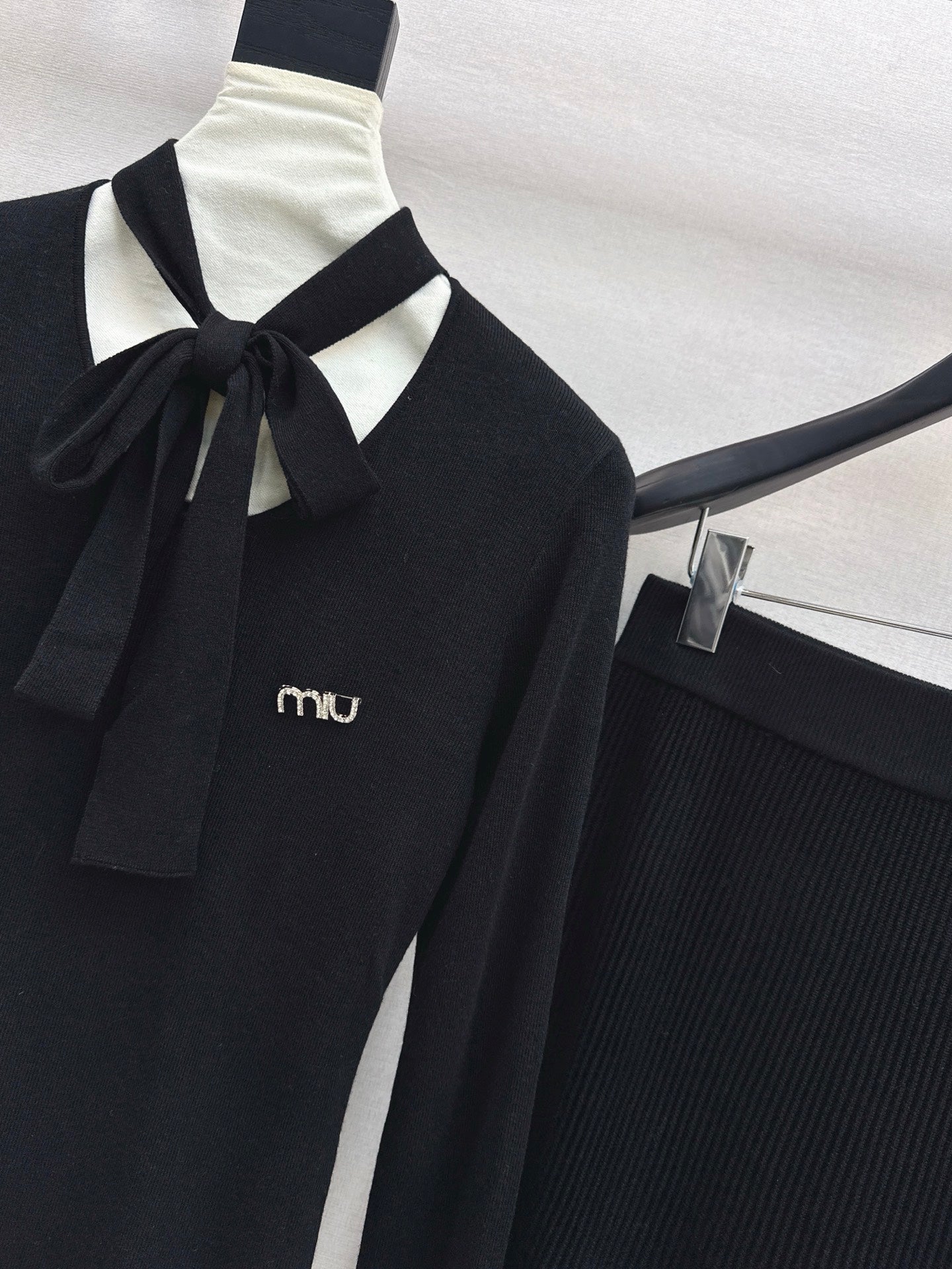 Miu 25fw knitted suit