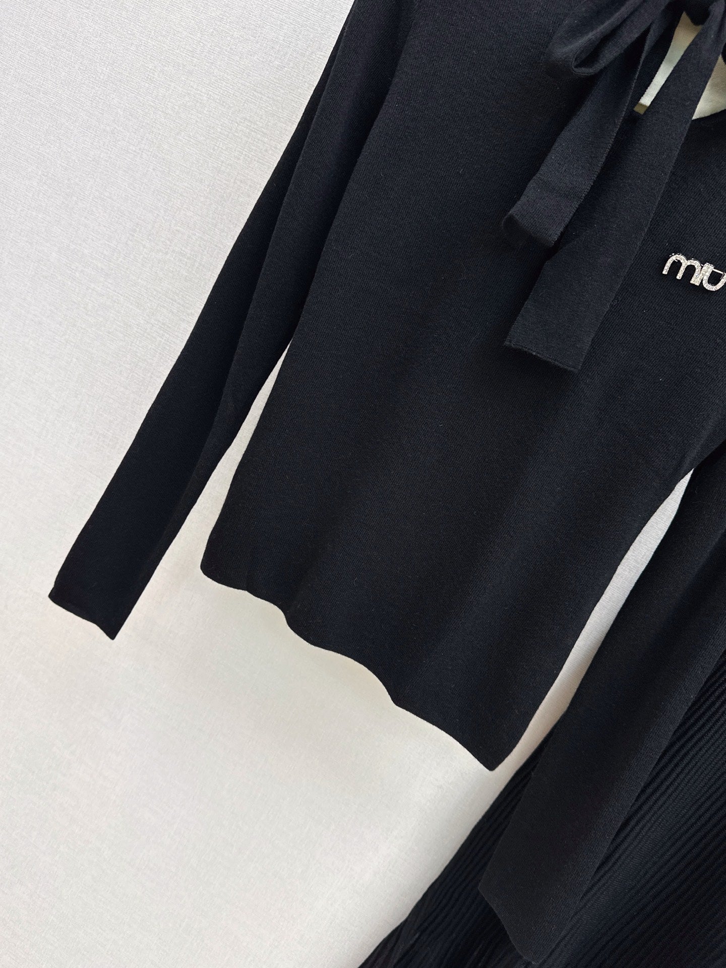 Miu 25fw knitted suit