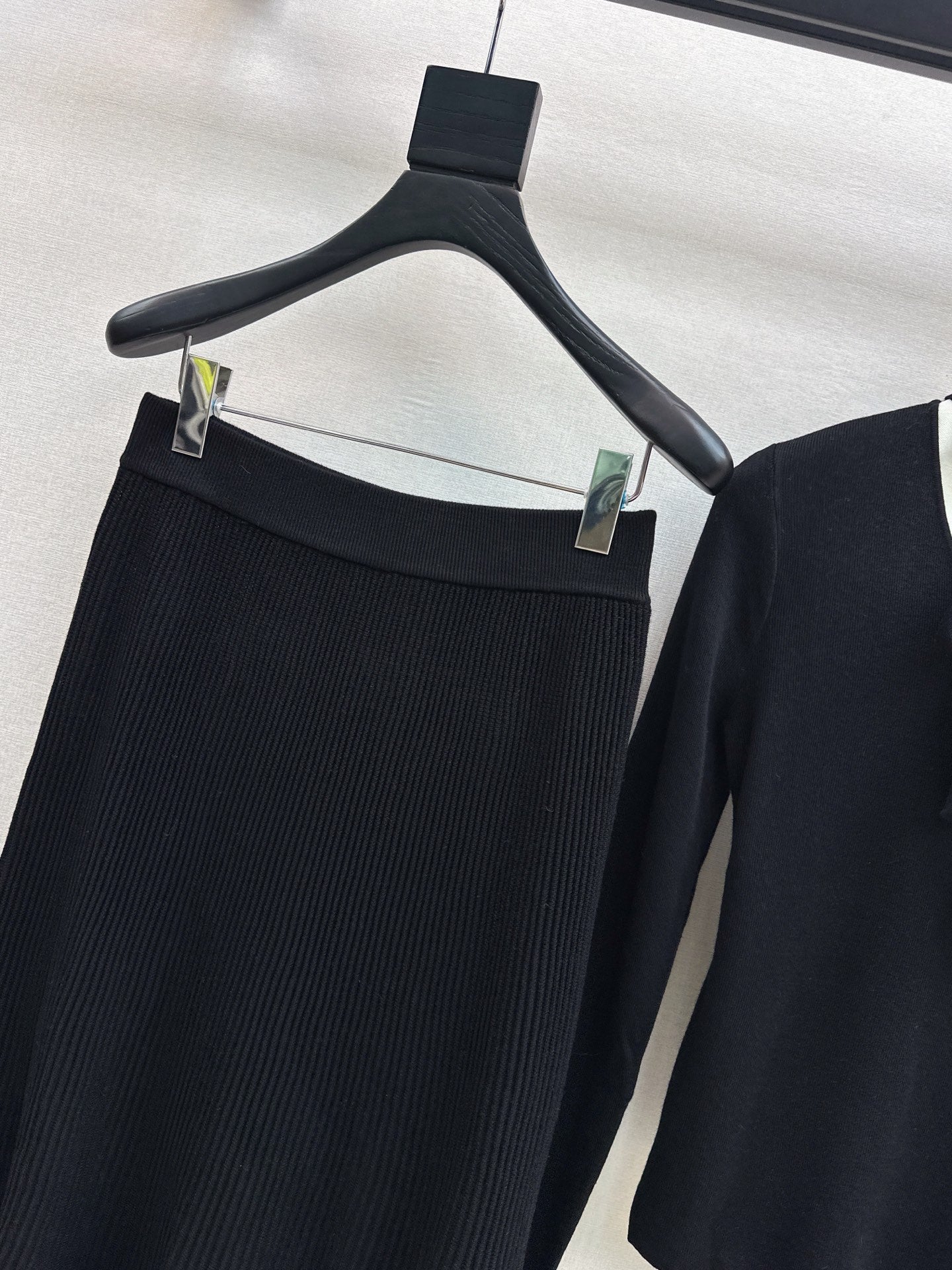 Miu 25fw knitted suit