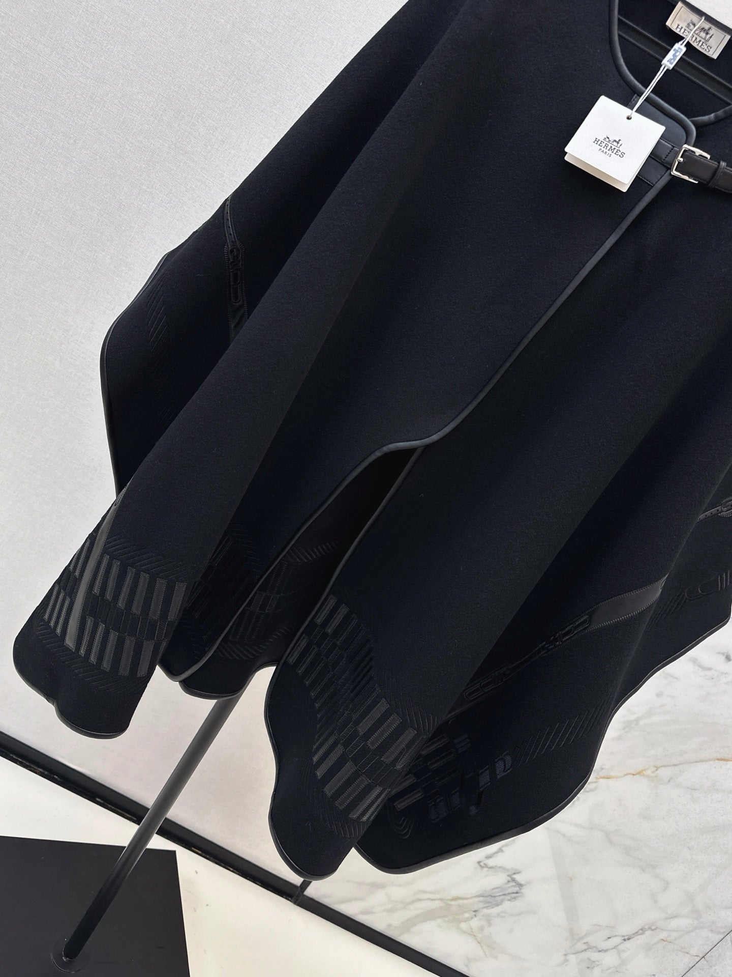 Herm 25fw cape coats