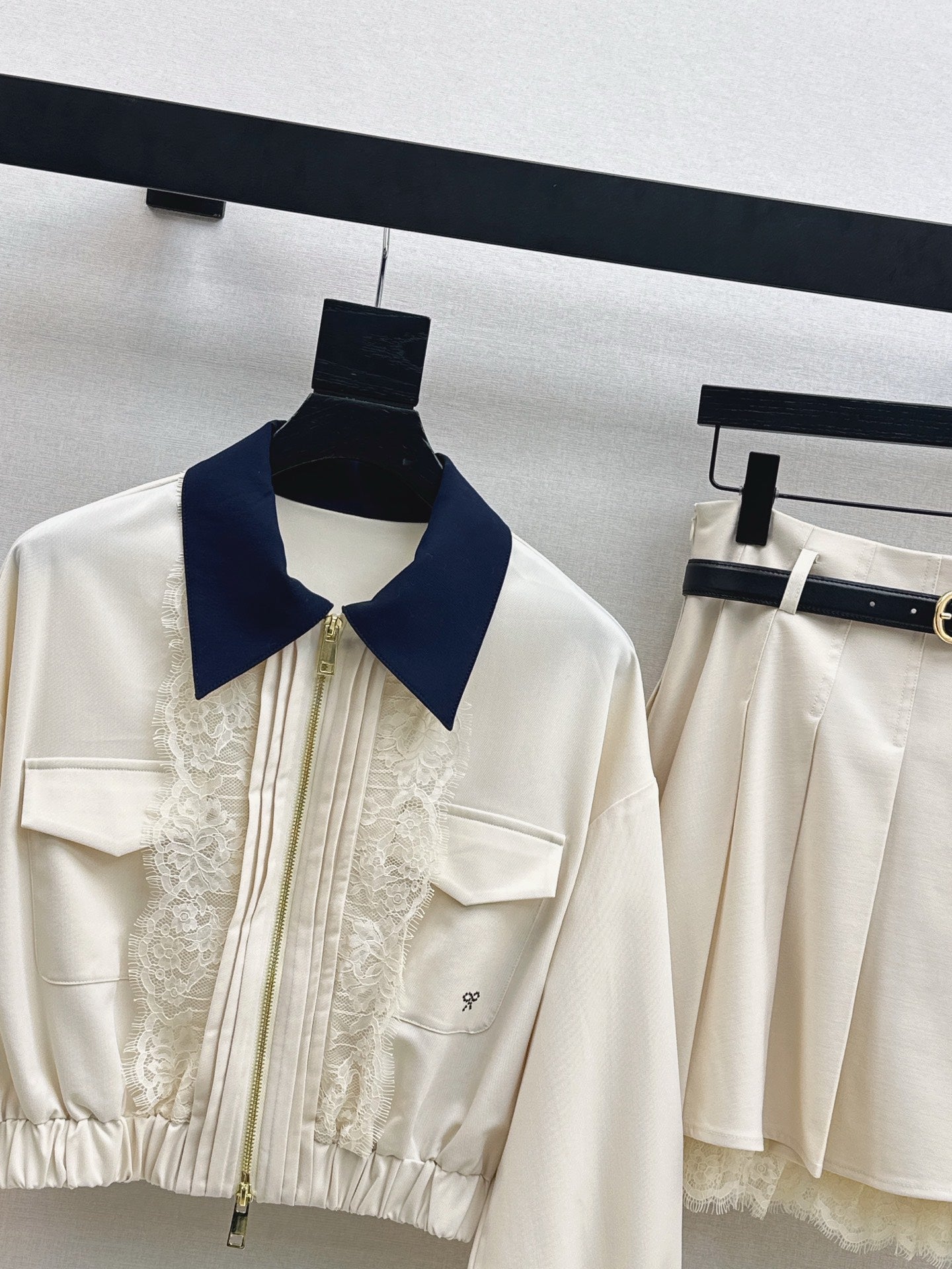 Self 25fw lace jacket pleated skirt set