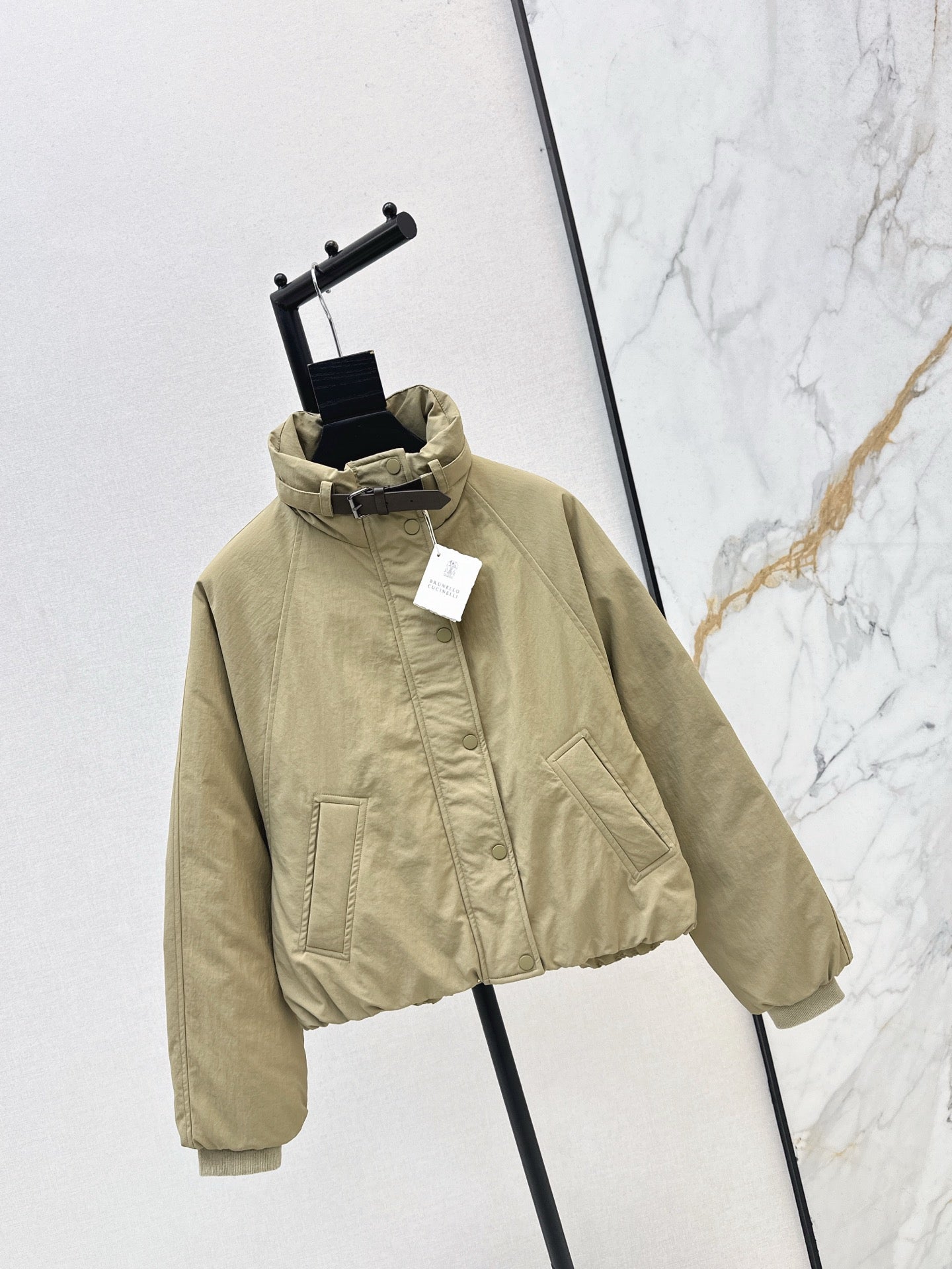 Brun 25fw down jacket