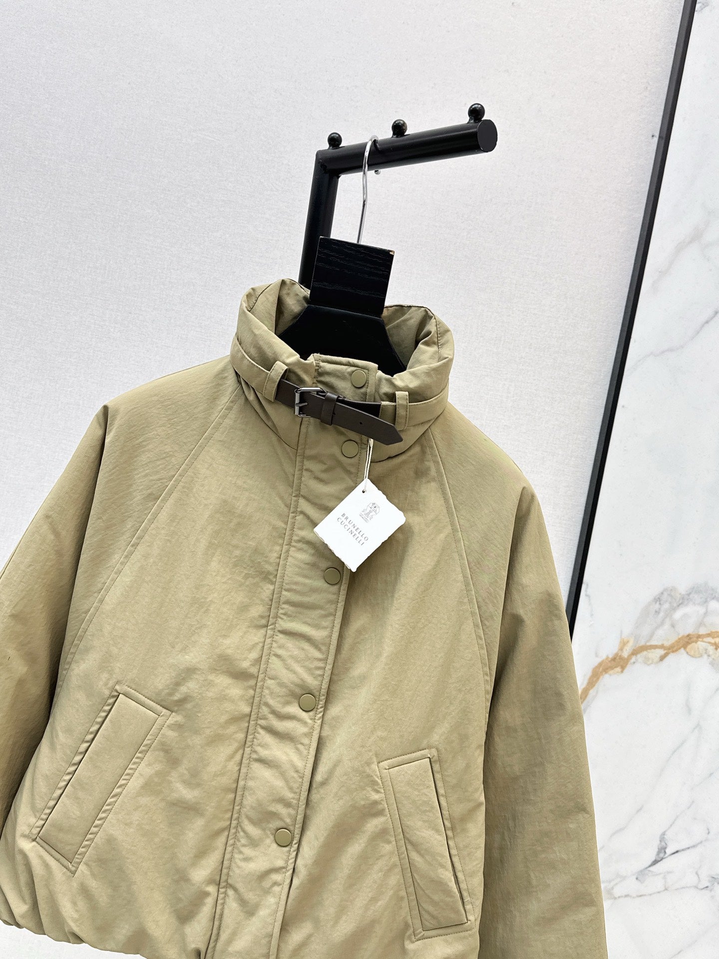 Brun 25fw down jacket