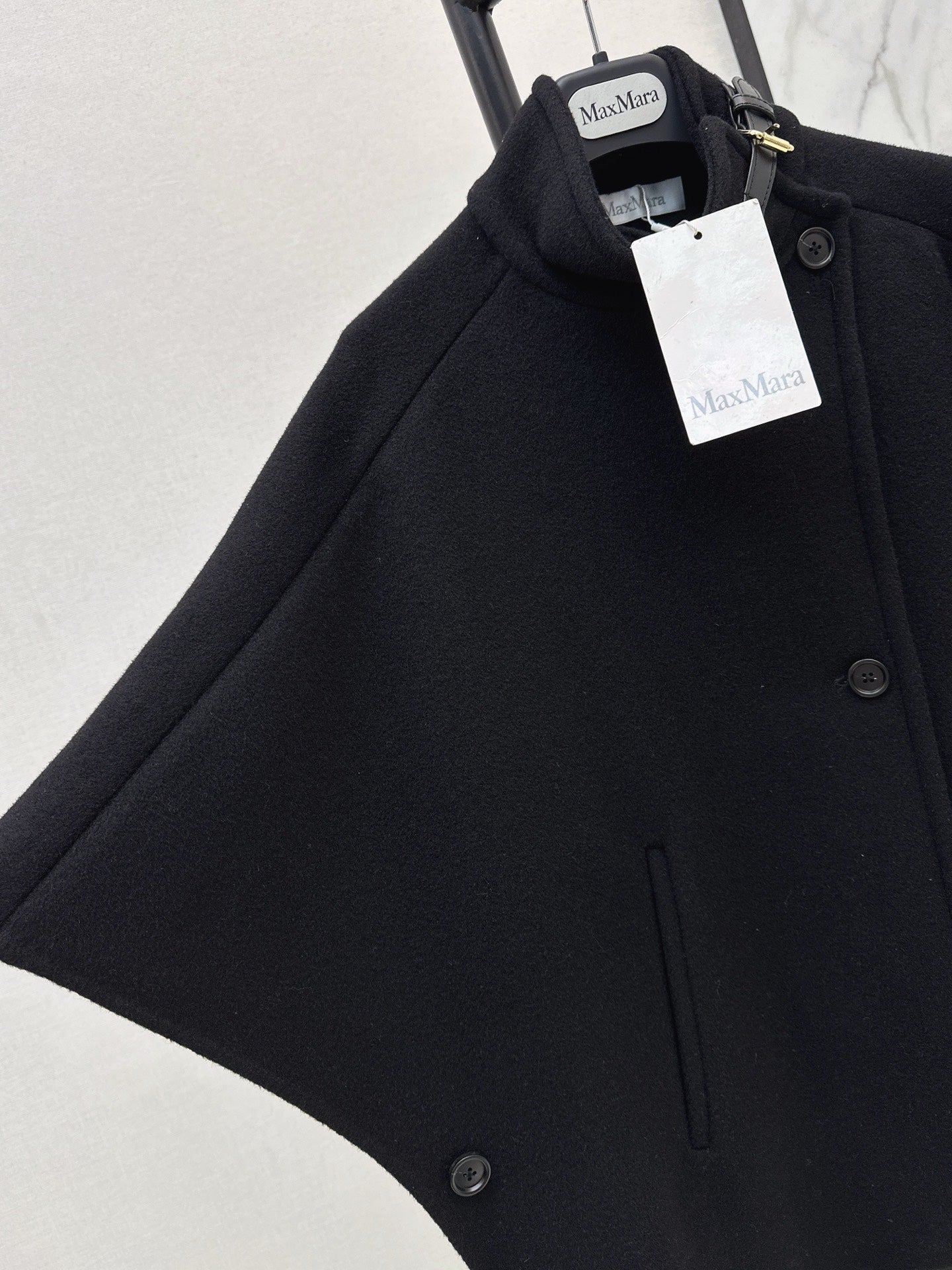 Max 25fw woolen cape coats