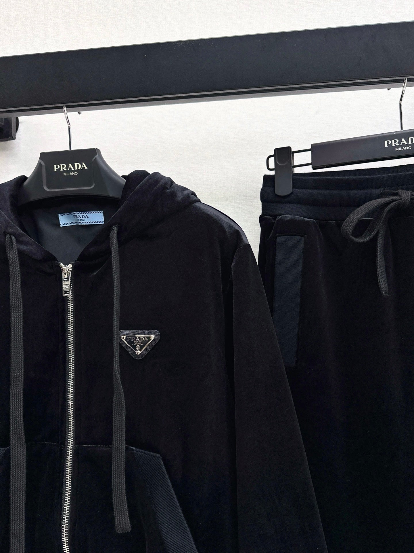 Pra 25fw velvet suit