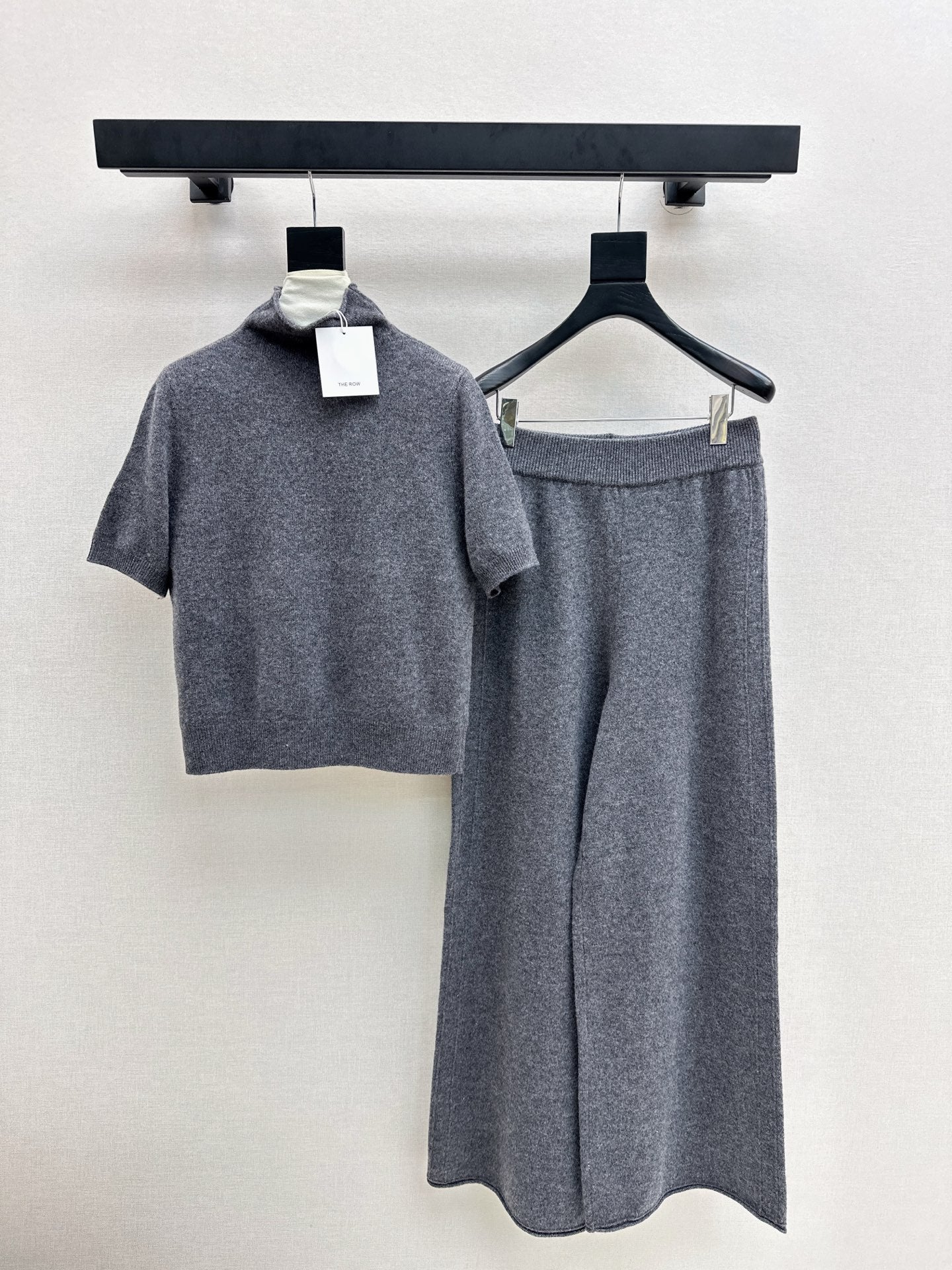 Row 25fw knit sweater pants set