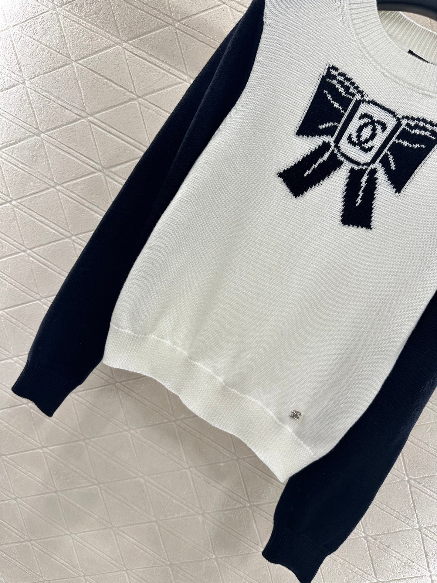 Chan 25fw knitted sweater