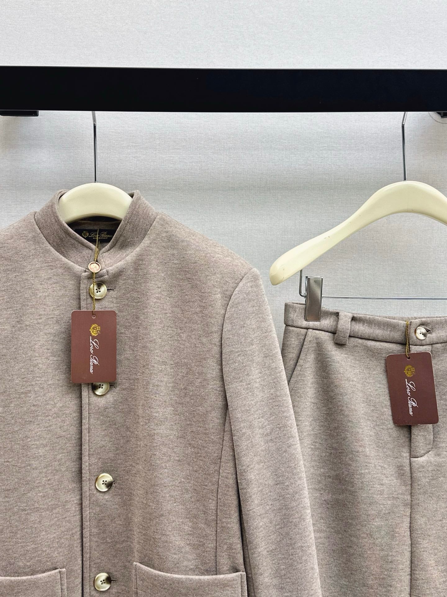 Loro 25fw jacket skirt set