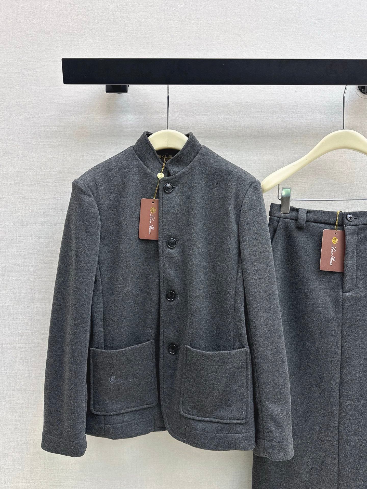 Loro 25fw jacket skirt set