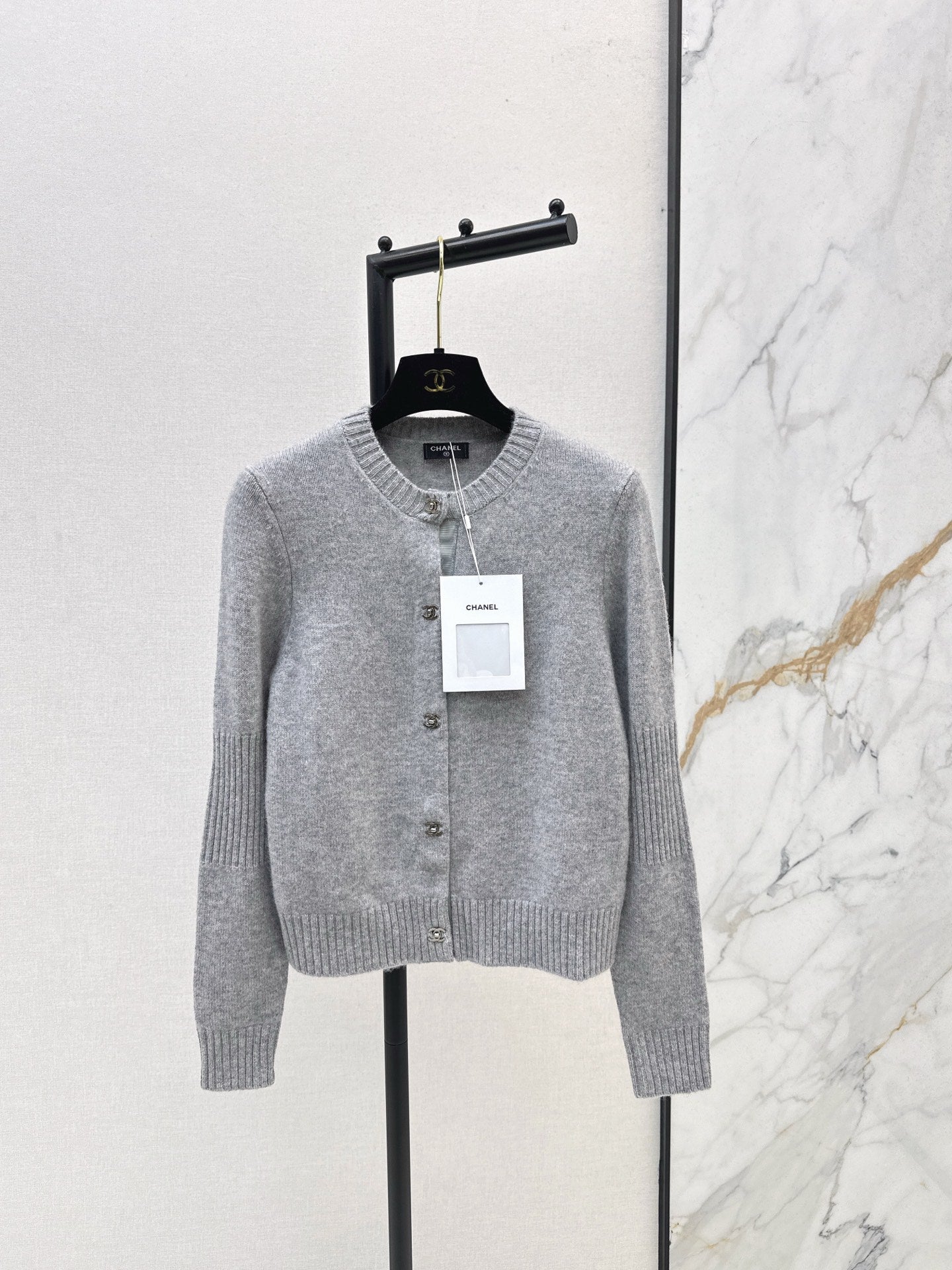 Chan 25fw knitted cardigan