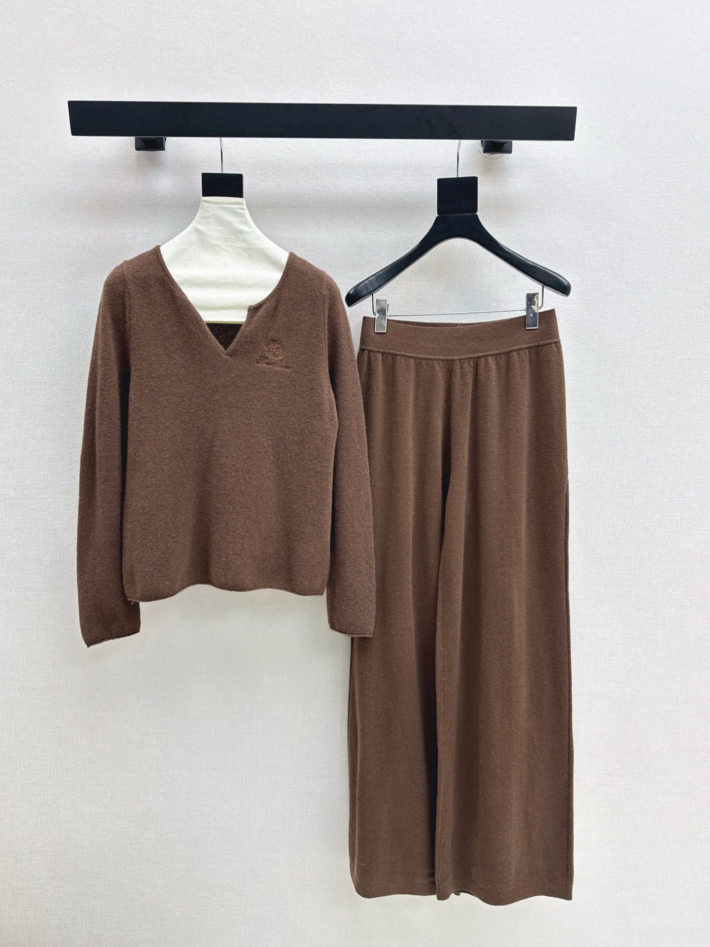Loro 25fw pullover pants set