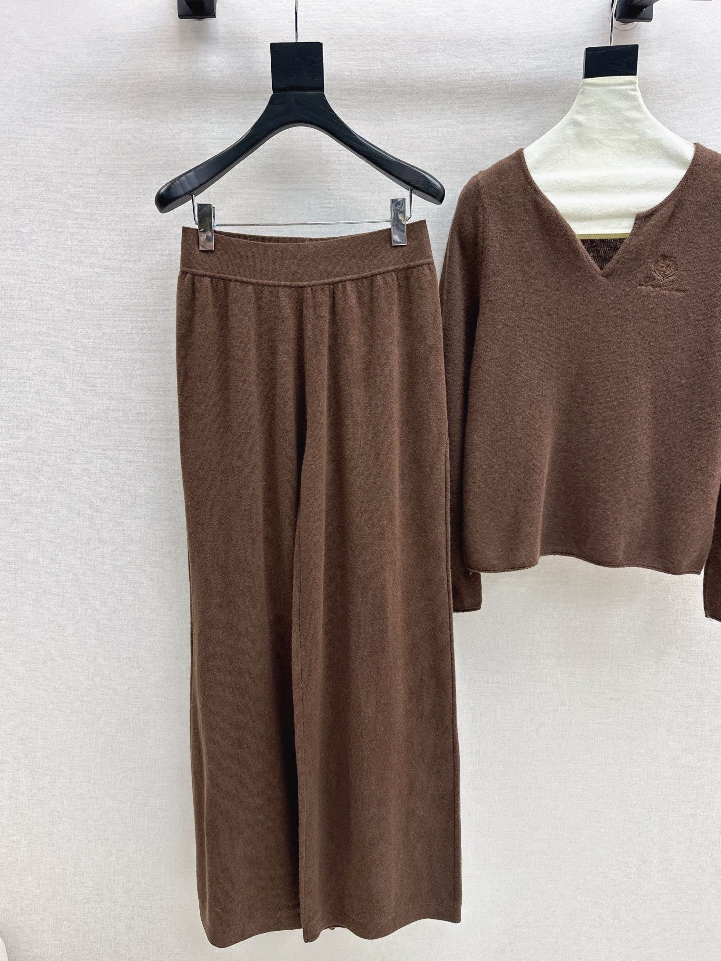 Loro 25fw pullover pants set