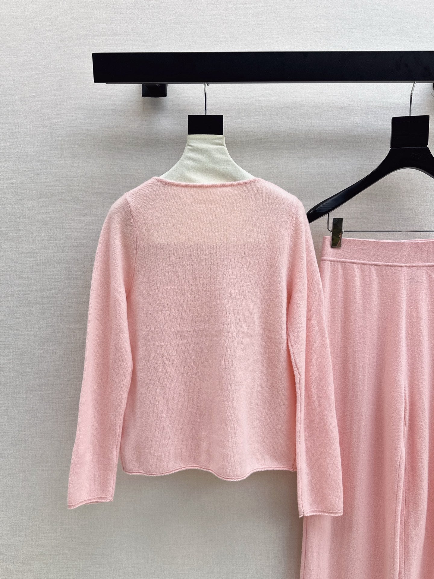 Loro 25fw pullover pants set