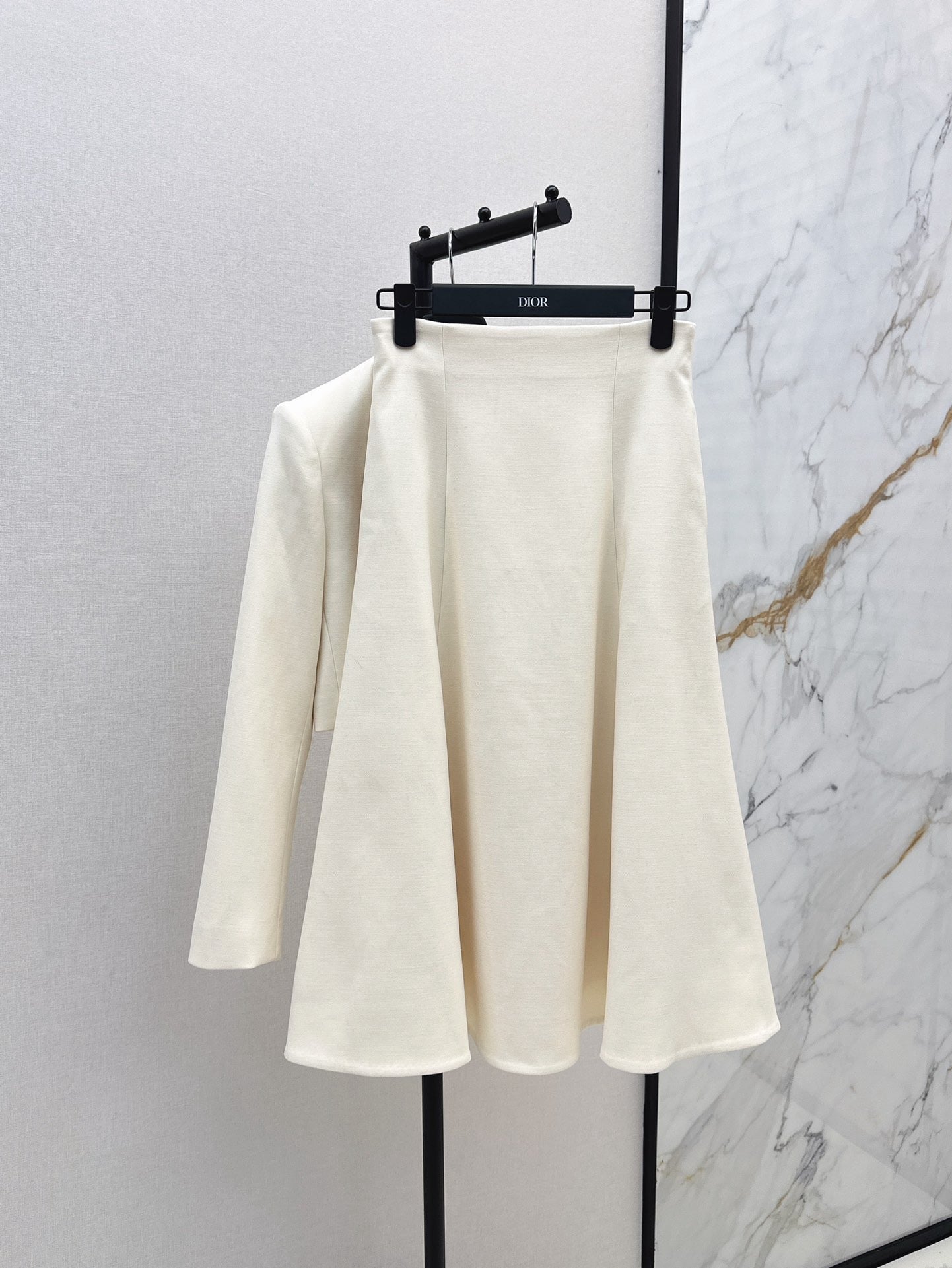 CD 25fw elegant jacket skirt set