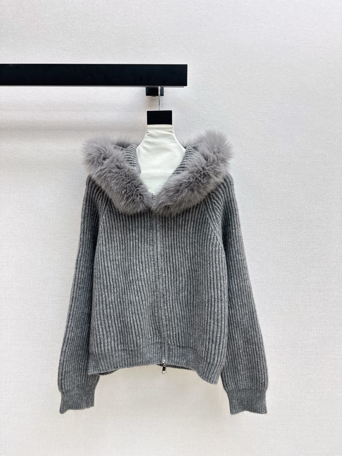 Fend 25fw hooded cardigan