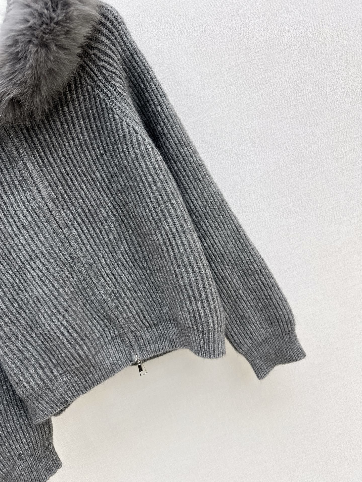 Fend 25fw hooded cardigan