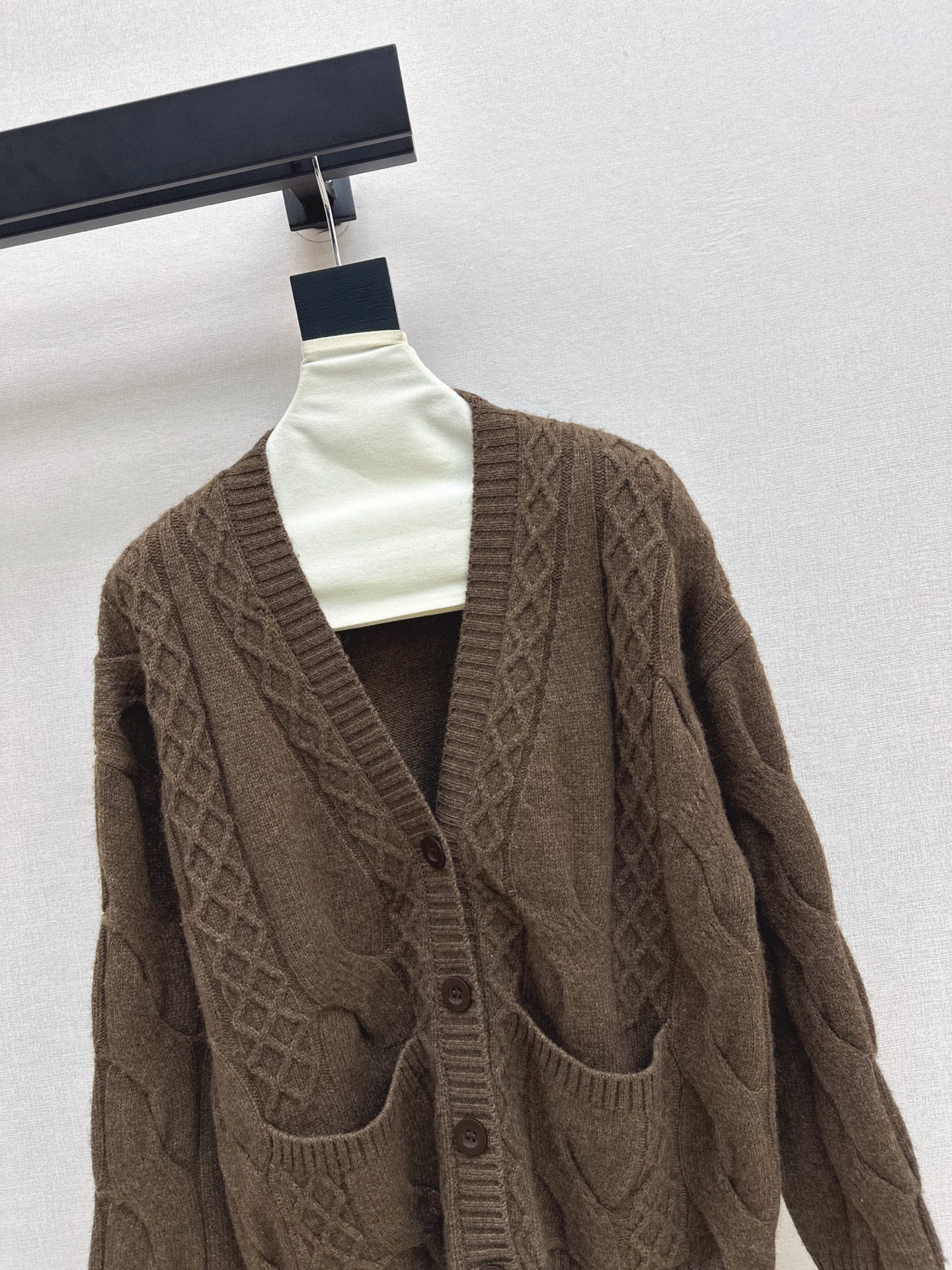Loro 25fw wool cardigan