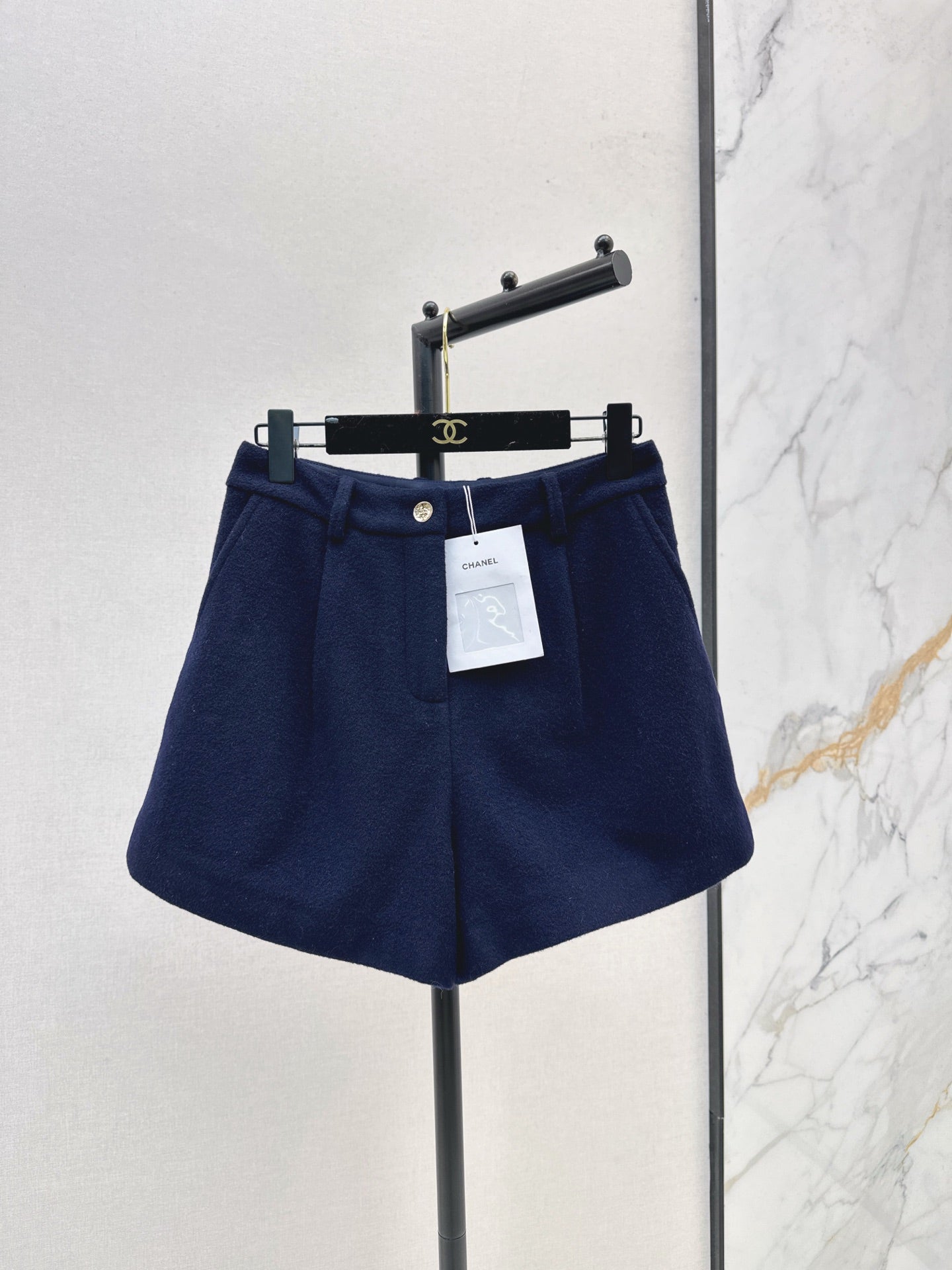 Chan 25fw woolen short