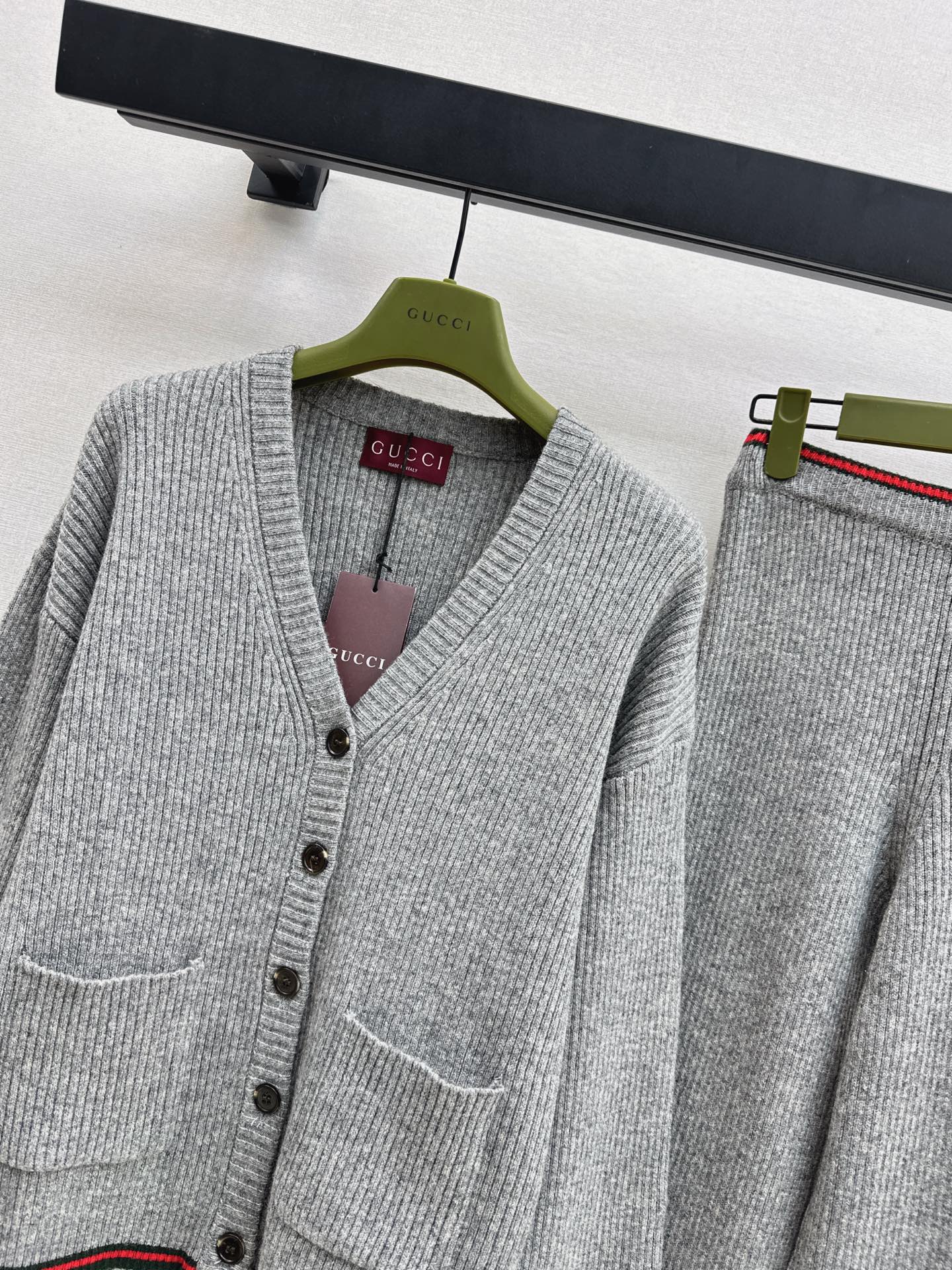 Gucc 25fw knitted cardigan pant set