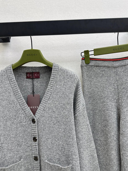 Gucc 25fw knitted cardigan pant set