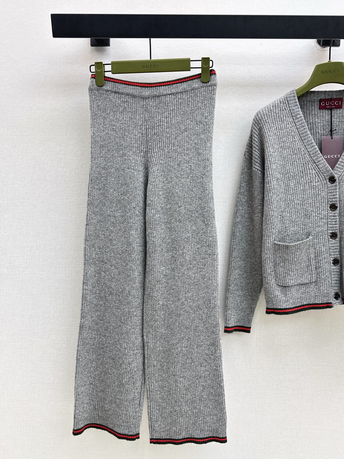 Gucc 25fw knitted cardigan pant set