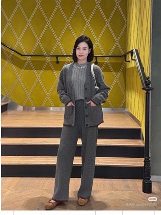 Gucc 25fw knitted cardigan pant set