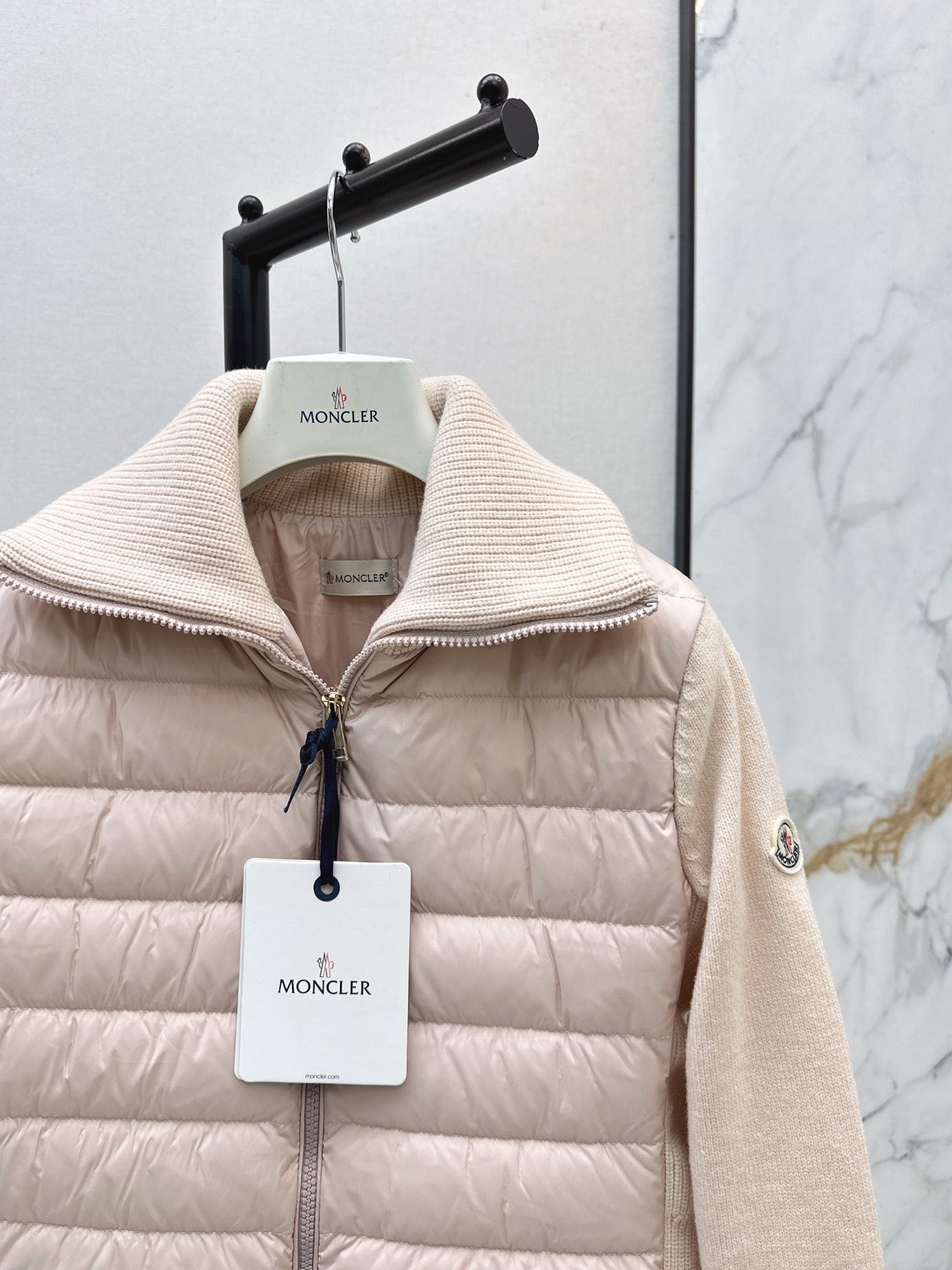 Monc 25fw down jacket