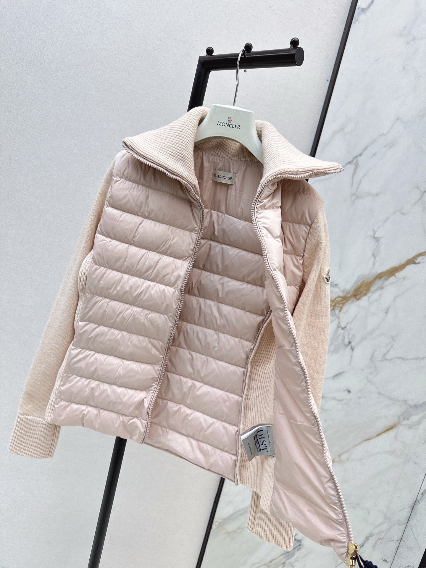 Monc 25fw down jacket