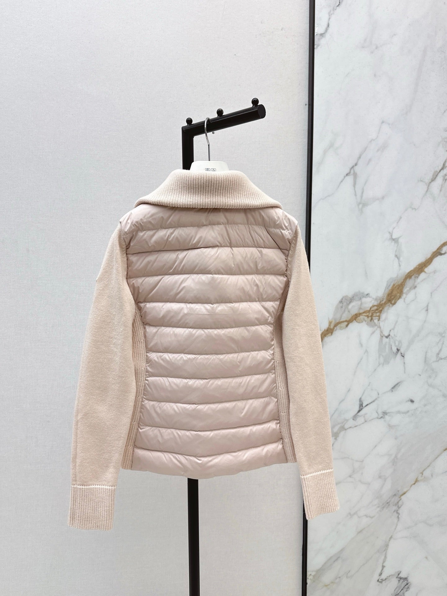 Monc 25fw down jacket