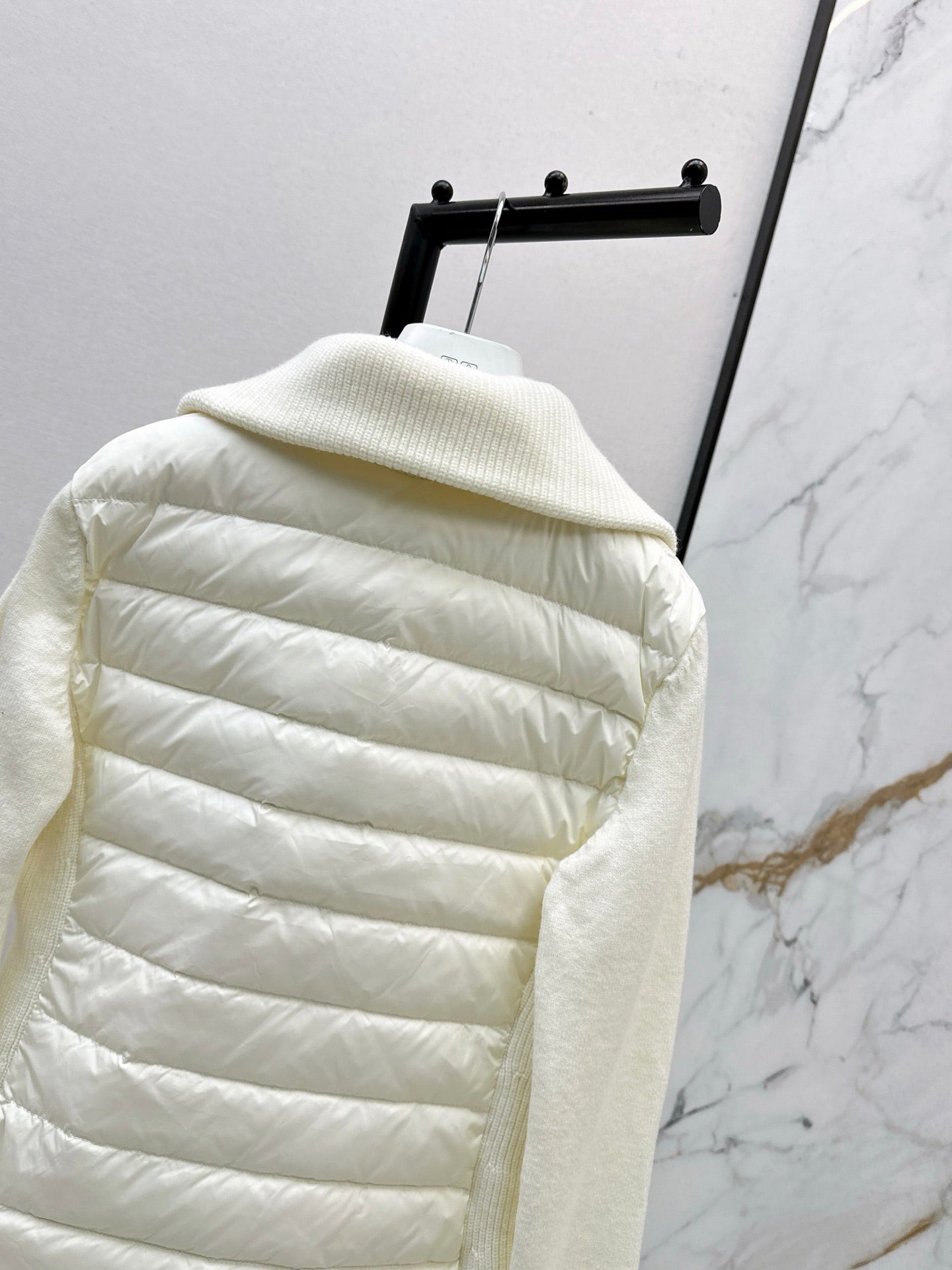 Monc 25fw down jacket