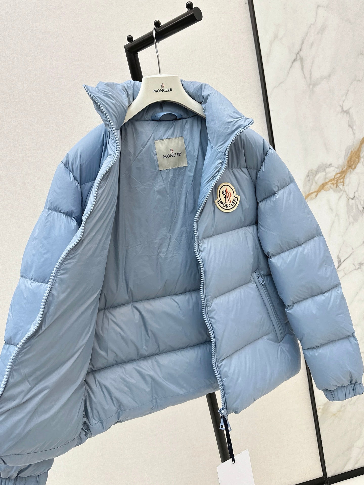 Monc 25fw down jacket