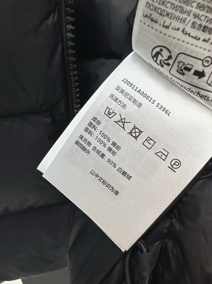 Monc 25fw down jacket