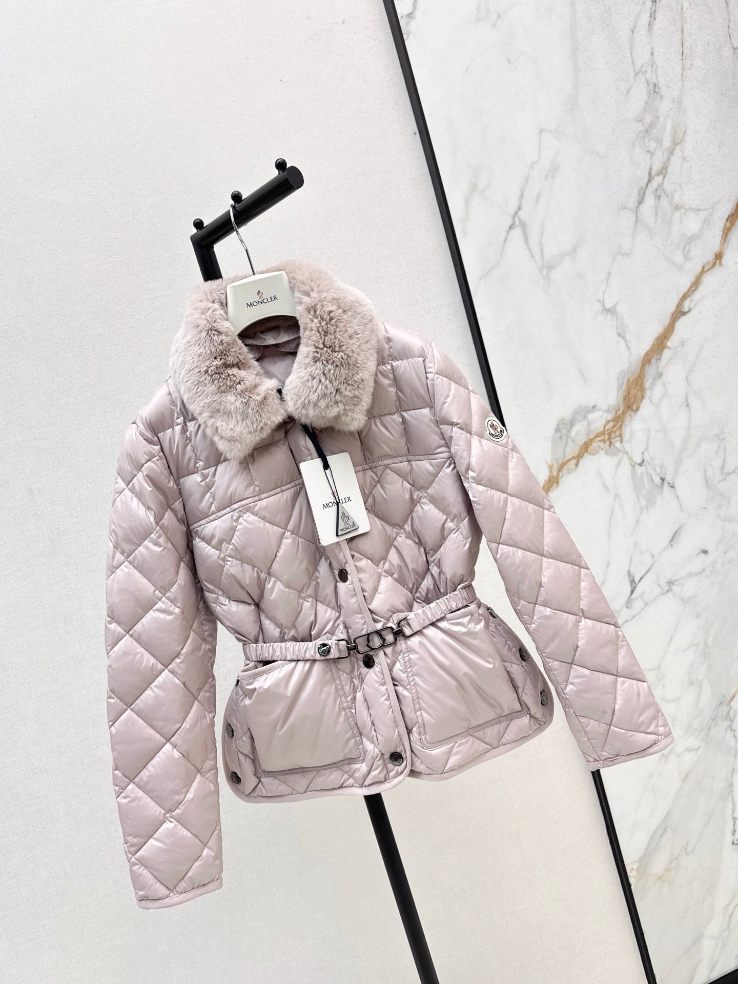 Monc 25fw down jacket