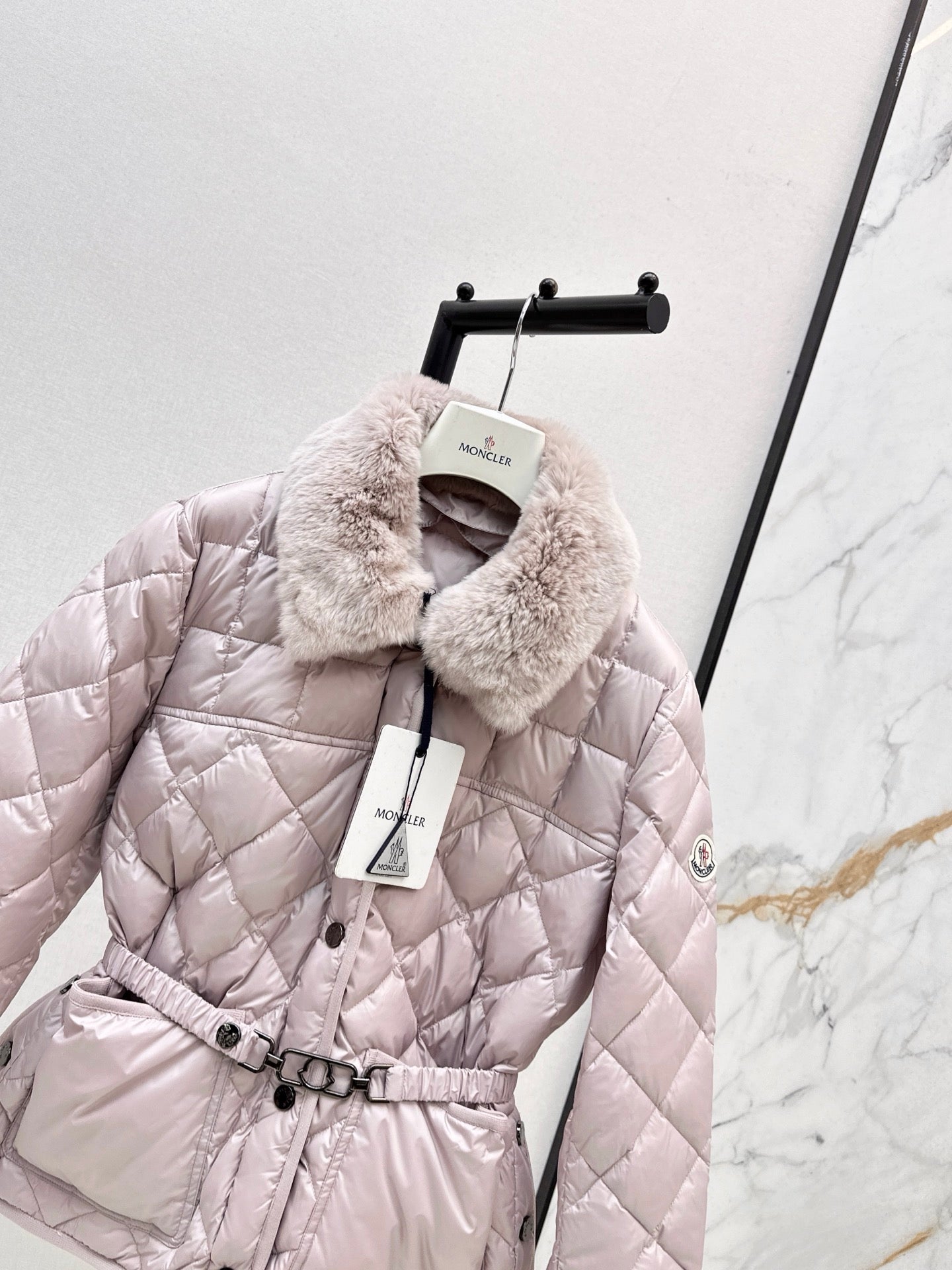 Monc 25fw down jacket