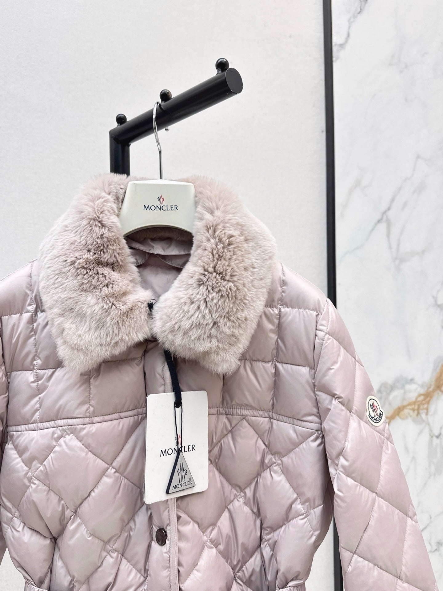 Monc 25fw down jacket