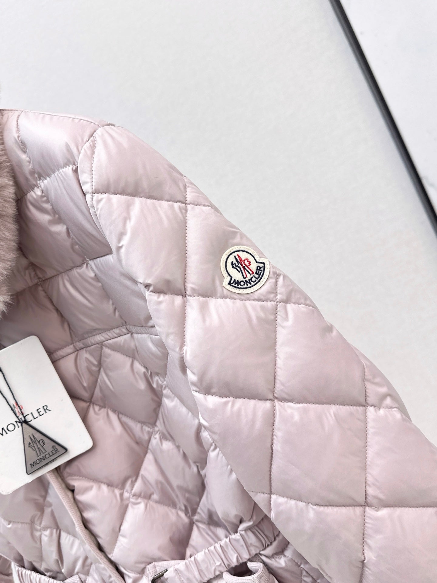 Monc 25fw down jacket