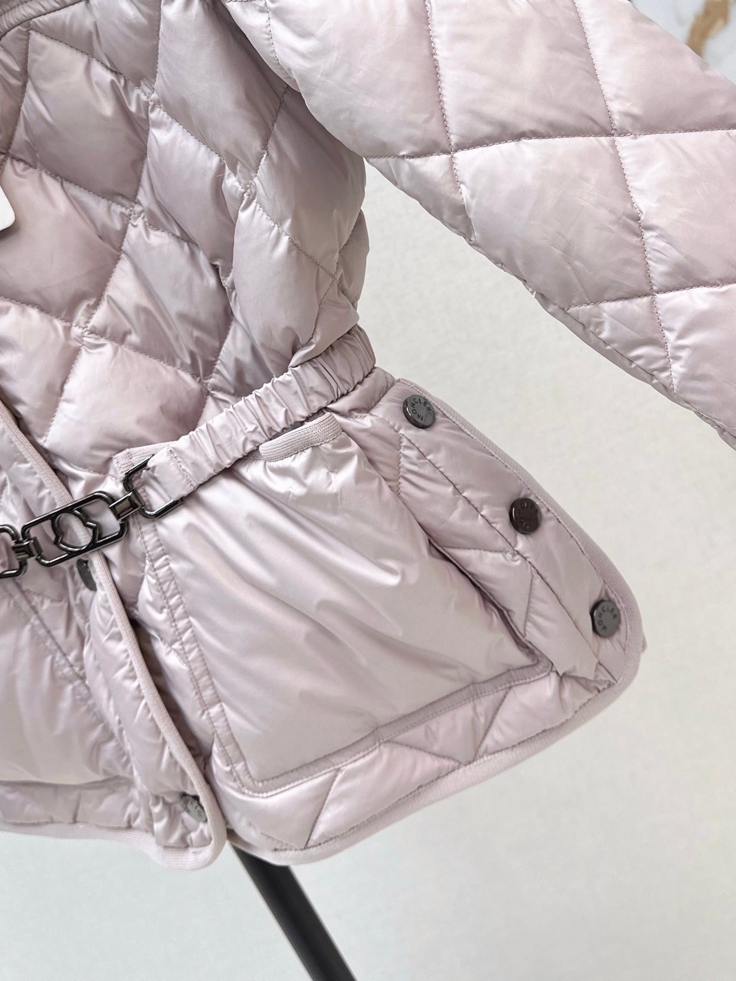 Monc 25fw down jacket