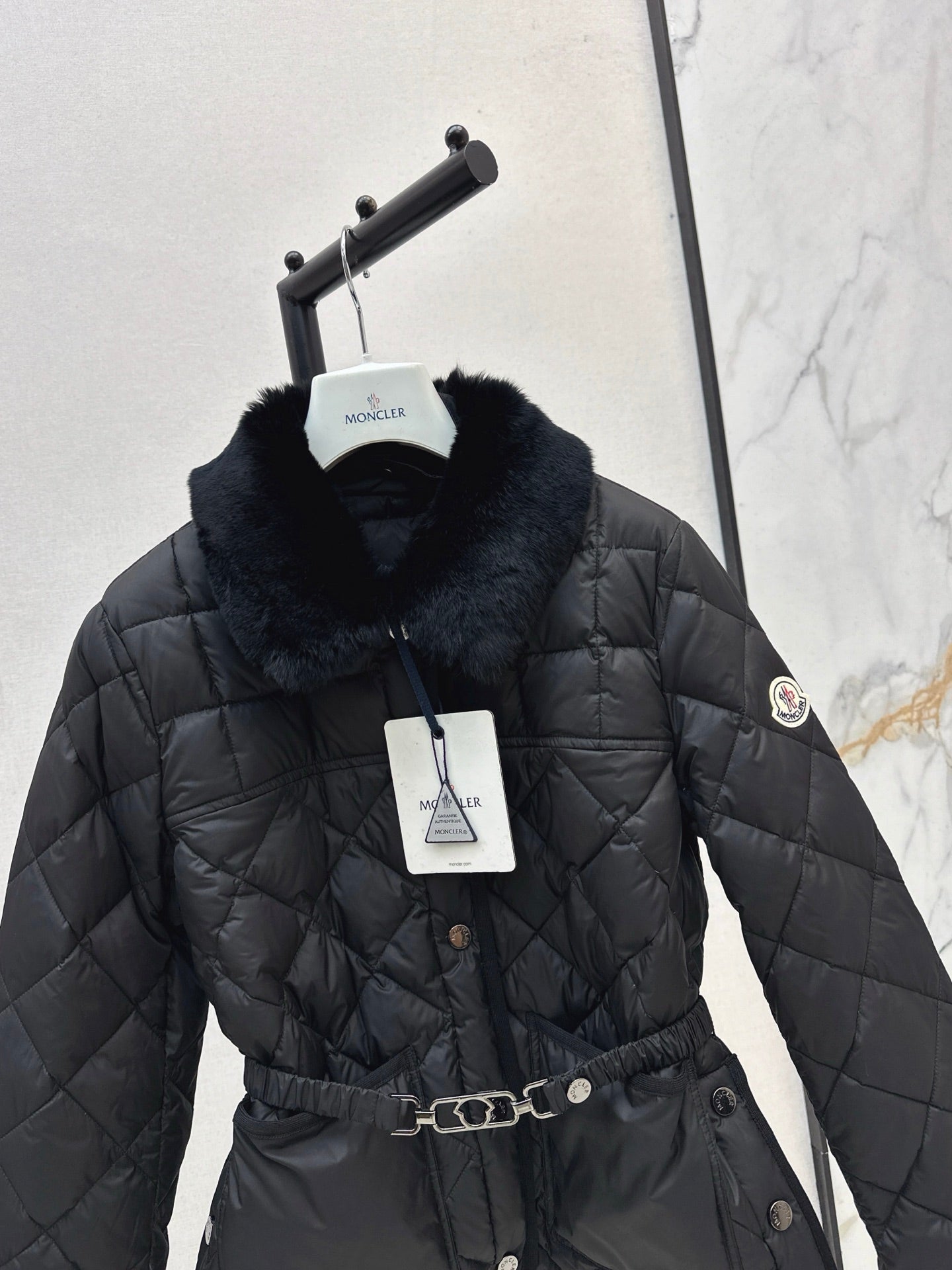 Monc 25fw down jacket