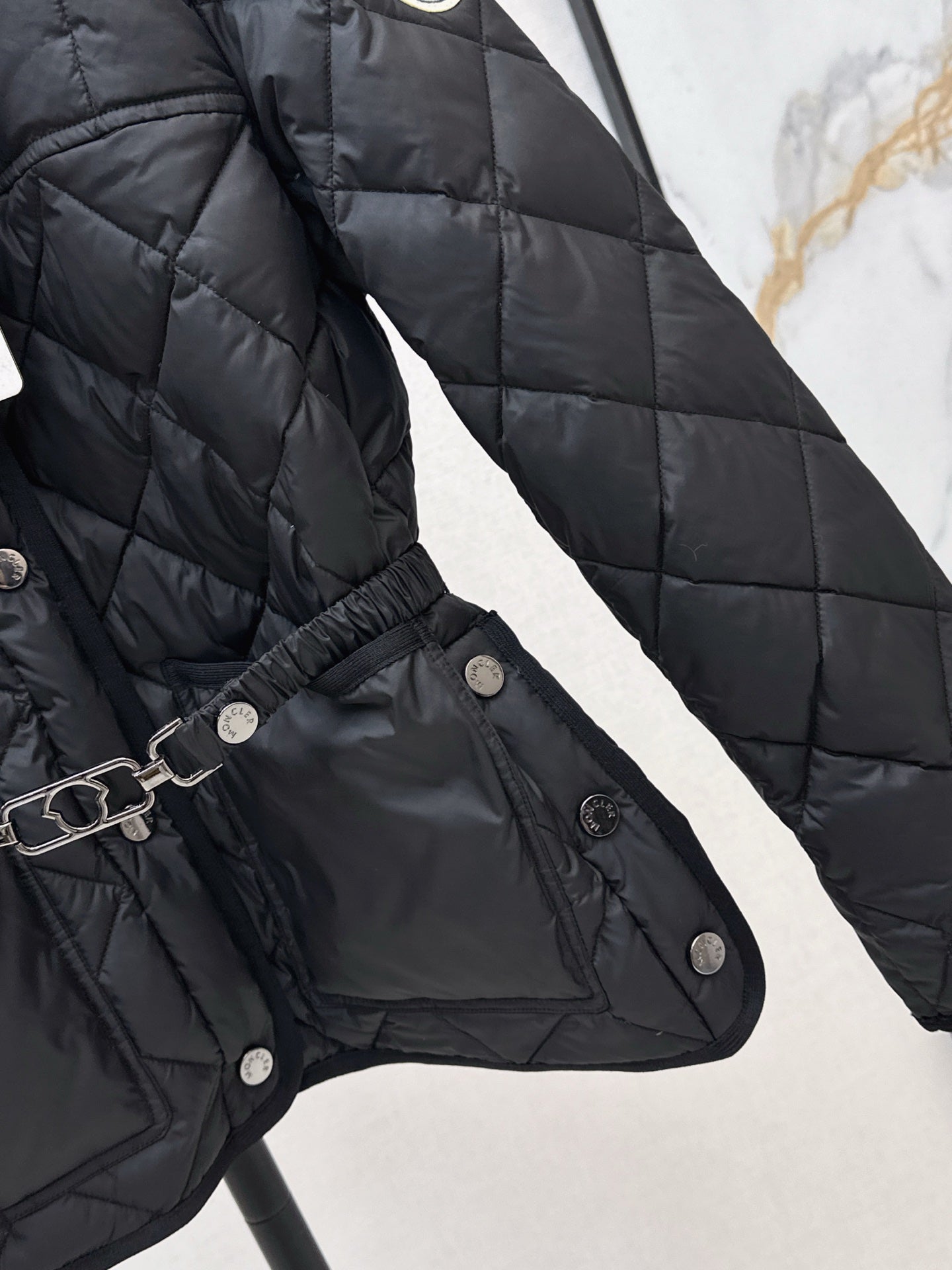 Monc 25fw down jacket